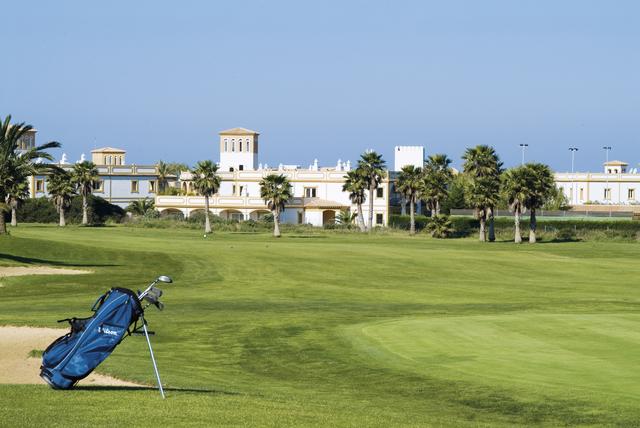 Ein wunderschöner Golfplatz in Andalusien lädt zum golfen ein