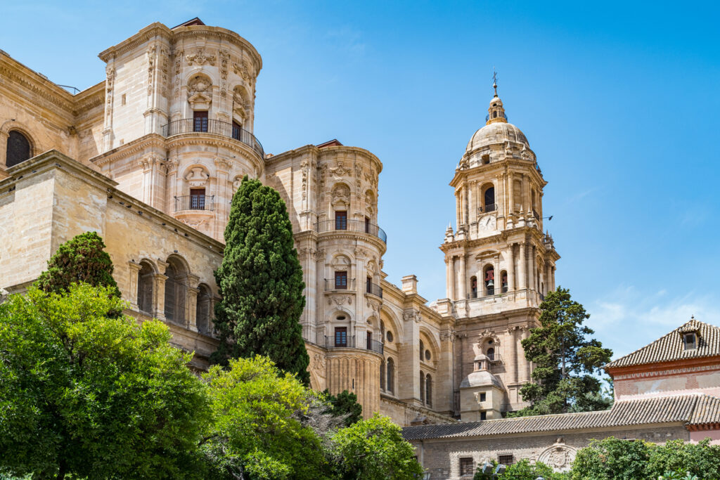 Blick auf eine Sehenswürdigkeit Málagas, die Kathedrale