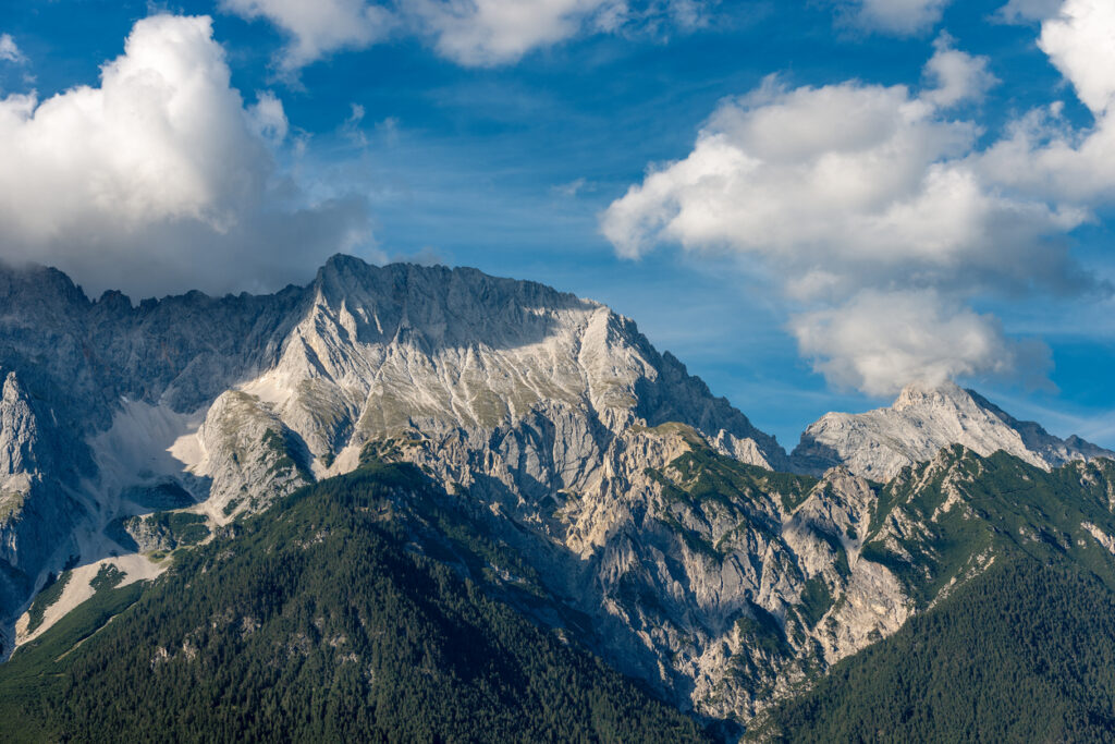 Blick auf die Mieminger Berge in Österreich.